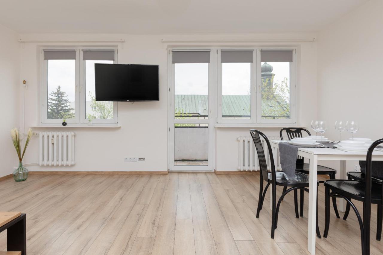 Old Town Spacious Apartment Bonifraterska By Renters Warszawa Zewnętrze zdjęcie